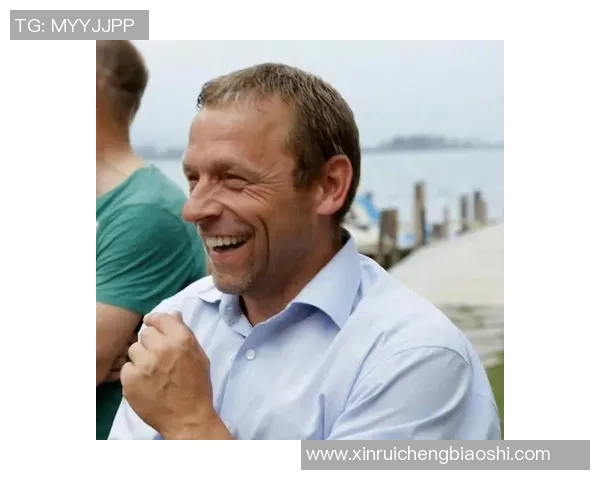 足球明星们的绰号揭秘:从小跳蚤到魔术师的背后故事与含义 足球明星们的绰号揭秘:从小跳蚤到魔术师的背后故事与含义