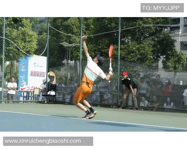 网球纪实：记录重庆网球队的成长故事