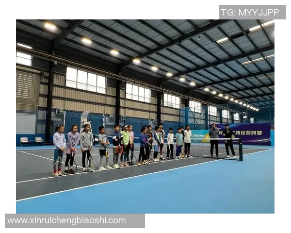 赛后复盘:重庆网球队 vs 成都网球队的团队协作 赛后复盘:重庆网球队 vs 成都网球队的团队协作